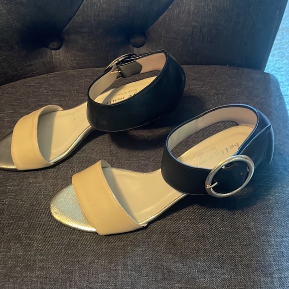 Bettye Muller kitten heel pumps in Black and Tan leather - Picture 2 of 7